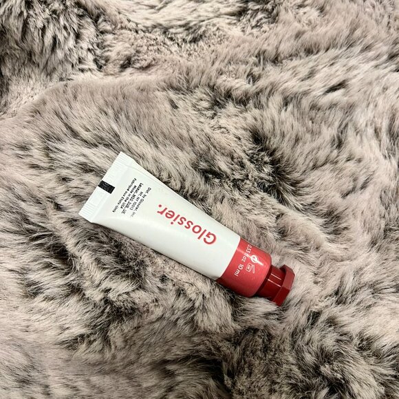 Glossier Cloud Paint Gel Cream Blush - Storm - Picture 4 of 4